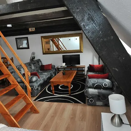 Paola, Pamela, Patricia Et Pascale Apartman *