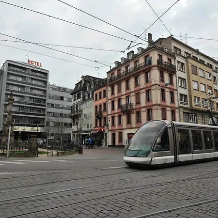 Paola, Pamela, Patricia Et Pascale * Strasburg