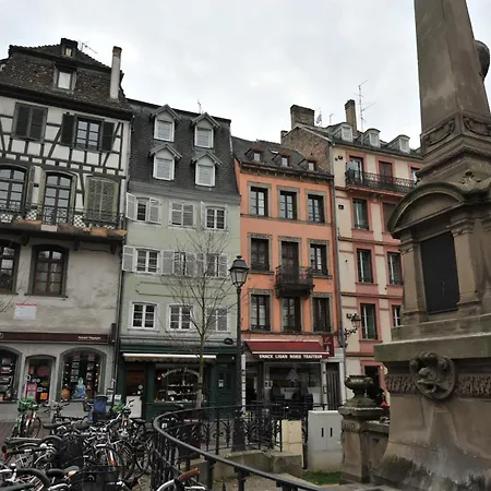 Paola, Pamela, Patricia Et Pascale Apartman *