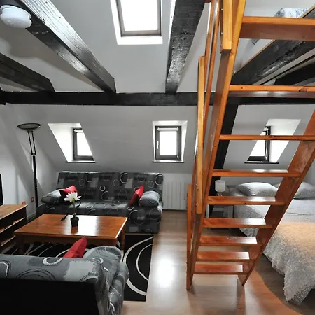 Paola, Pamela, Patricia Et Pascale Apartament