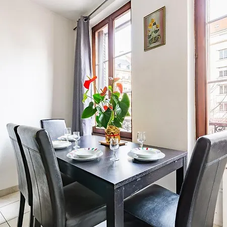 Paola, Pamela, Patricia Et Pascale